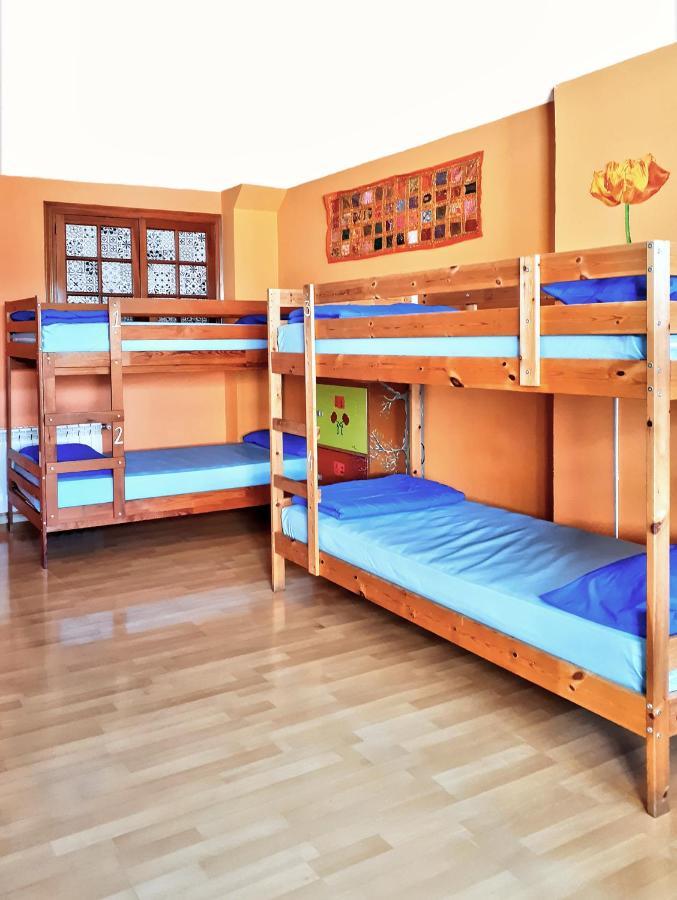 Meiga Backpackers Hostel Сантьяго-де-Компостела Екстер'єр фото