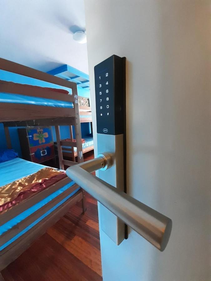 Meiga Backpackers Hostel Сантьяго-де-Компостела Екстер'єр фото