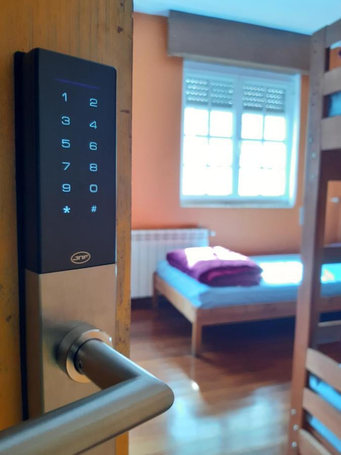 Meiga Backpackers Hostel Сантьяго-де-Компостела Екстер'єр фото